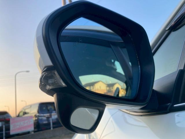 Ｃ－ＨＲ Ｇ－Ｔ　純正エアロ　アルパイン９インチナビ　バックモニター　セーフティセンス　ブラインドスポットモニター　クリアランスソナー　ロゴ入ＬＥＤヘッドランプ　ＴＶ　純正１８ＡＷ　バックソナー　シートヒーター　禁煙車（53枚目）