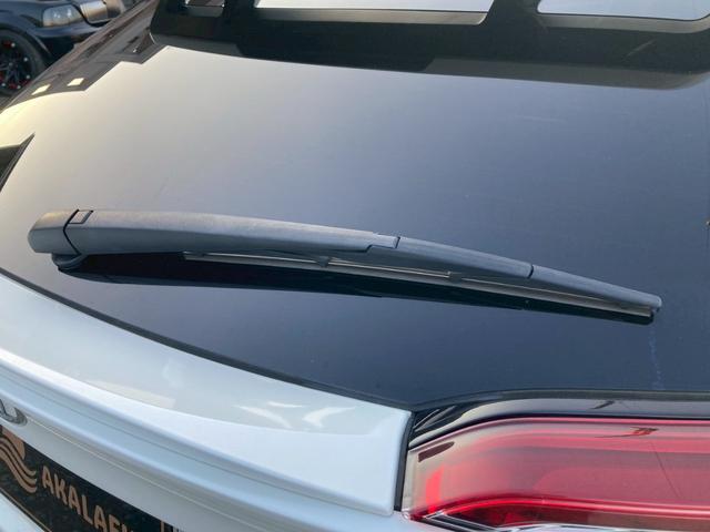 Ｃ－ＨＲ Ｇ－Ｔ　純正エアロ　アルパイン９インチナビ　バックモニター　セーフティセンス　ブラインドスポットモニター　クリアランスソナー　ロゴ入ＬＥＤヘッドランプ　ＴＶ　純正１８ＡＷ　バックソナー　シートヒーター　禁煙車（54枚目）