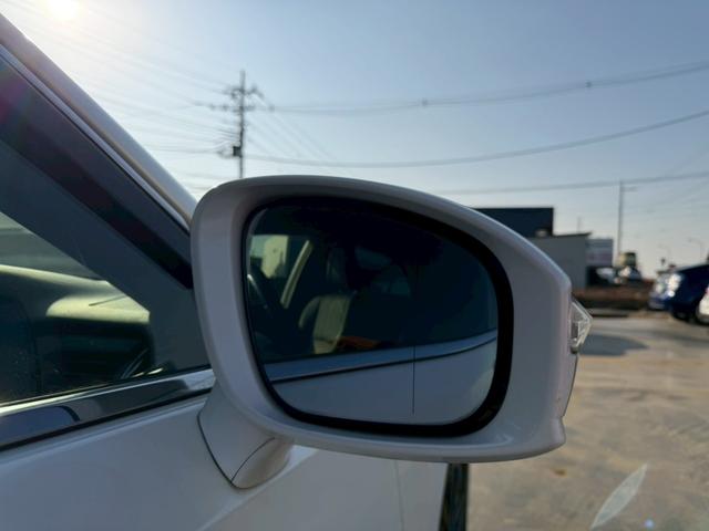 クラウン アスリートＳ－Ｔ　メーカーナビ　レザーシート　オプション純正１８ＡＷ　シャークフィンアンテナ　セーフティセンスＰ　ＬＥＤヘッドランプ　バックモニター　パワーシート　地デジＴＶ　ＤＶＤ再生　ＥＴＣ　電動チルト　禁煙車（46枚目）