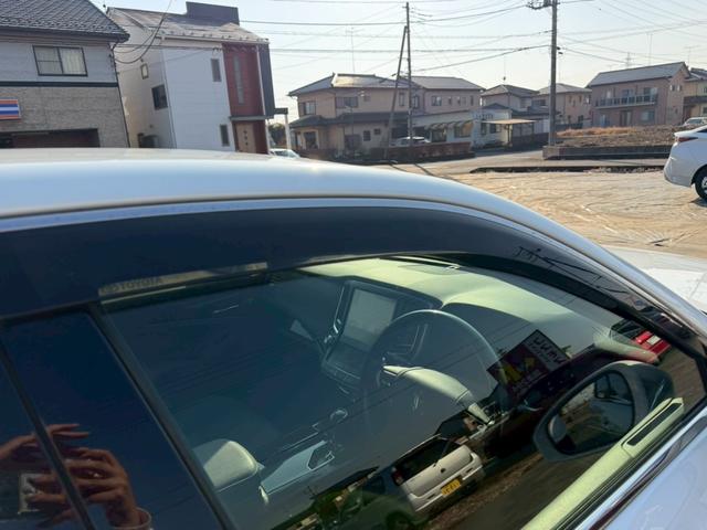 クラウン アスリートＳ－Ｔ　メーカーナビ　レザーシート　オプション純正１８ＡＷ　シャークフィンアンテナ　セーフティセンスＰ　ＬＥＤヘッドランプ　バックモニター　パワーシート　地デジＴＶ　ＤＶＤ再生　ＥＴＣ　電動チルト　禁煙車（48枚目）