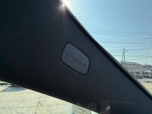 ＣＬＡクラス ＣＬＡ１８０　ＡＭＧライン　純正ナビ　レーダーセーフティパッケージ　パークトロニック　アクティブパーキングアシスト　シートヒーター　ＴＶ　バックモニター　ＨＩＤヘッドランプ　純正１８ＡＷ　ロゴ入ブレーキキャリパー　パドルシフト（38枚目）