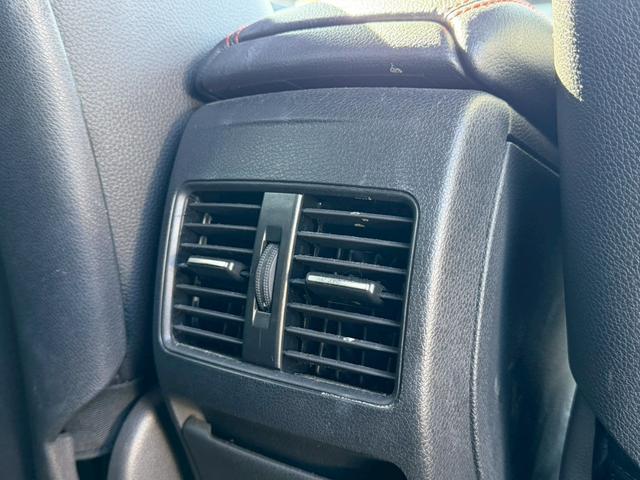 ＣＬＡクラス ＣＬＡ１８０　ＡＭＧライン　純正ナビ　レーダーセーフティパッケージ　パークトロニック　アクティブパーキングアシスト　シートヒーター　ＴＶ　バックモニター　ＨＩＤヘッドランプ　純正１８ＡＷ　ロゴ入ブレーキキャリパー　パドルシフト（44枚目）