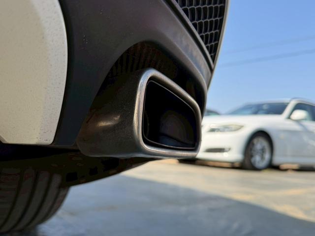 ＣＬＡクラス ＣＬＡ１８０　ＡＭＧライン　純正ナビ　レーダーセーフティパッケージ　パークトロニック　アクティブパーキングアシスト　シートヒーター　ＴＶ　バックモニター　ＨＩＤヘッドランプ　純正１８ＡＷ　ロゴ入ブレーキキャリパー　パドルシフト（53枚目）