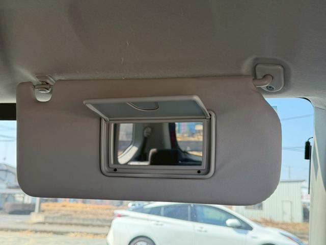 ソリオ G ナビ バックモニター パワースライドドア シートヒーター TV DVD再生 オートライト プッシュスタート SRSエアバック マット バイザー ISOFIX ソケット アームレスト リアワイパー 禁煙(35枚目)