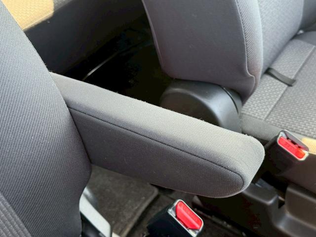 ソリオ G ナビ バックモニター パワースライドドア シートヒーター TV DVD再生 オートライト プッシュスタート SRSエアバック マット バイザー ISOFIX ソケット アームレスト リアワイパー 禁煙(37枚目)