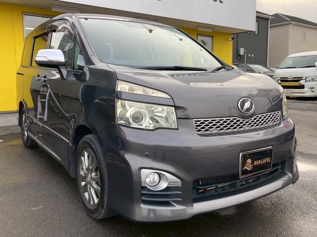 ヴォクシー ZS 煌II 純正ナビ バックモニター 両側パワースライドドア TV HIDヘッドランプ プッシュスタート 純正16AW オートエアコン リアクーラー イモビライザー マット バイザー 禁煙車 パドルシフト ETC(3枚目)