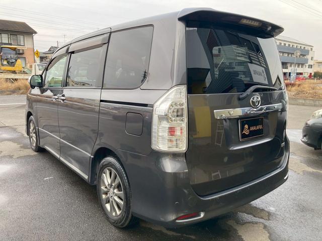 ヴォクシー ZS 煌II 純正ナビ バックモニター 両側パワースライドドア TV HIDヘッドランプ プッシュスタート 純正16AW オートエアコン リアクーラー イモビライザー マット バイザー 禁煙車 パドルシフト ETC(8枚目)