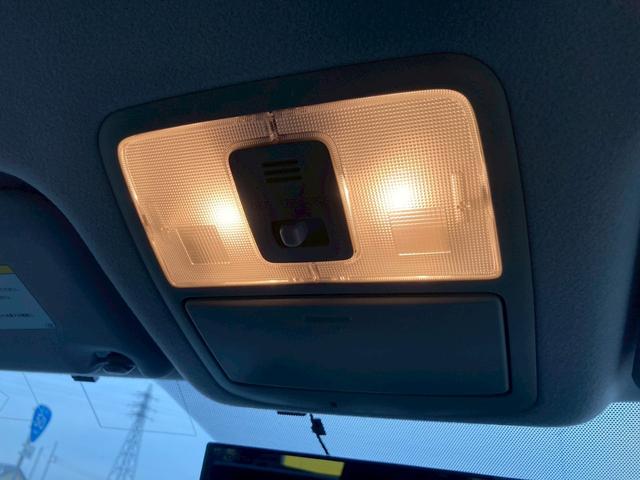 ヴォクシー ZS 煌II 純正ナビ バックモニター 両側パワースライドドア TV HIDヘッドランプ プッシュスタート 純正16AW オートエアコン リアクーラー イモビライザー マット バイザー 禁煙車 パドルシフト ETC(42枚目)