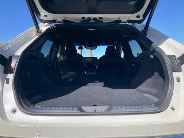 ハリアーハイブリッド Ｚ　モデリスタエアロ（Ｆ・Ｓ・Ｒ）純正１２．３型ナビ　パノラミックビューモニター　ＪＢＬプレミアムサウンド　ブラインドスポットモニター　セーフティセンス　パワーバックドア　ＨＵＤ　デジタルインナーミラー（15枚目）