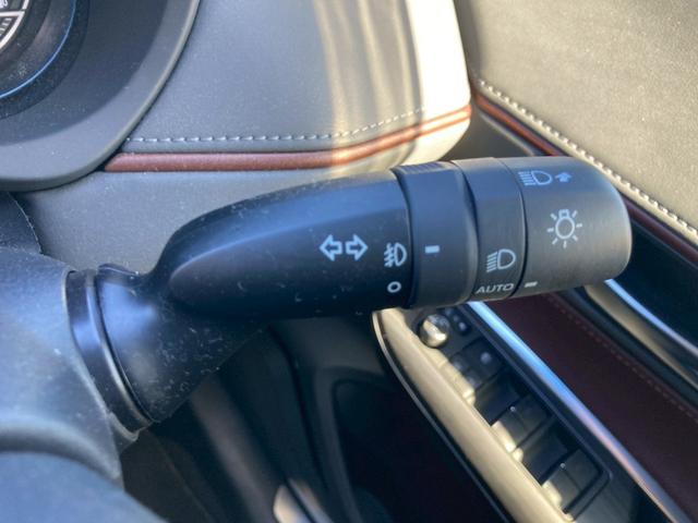 ハリアーハイブリッド Ｚ　モデリスタエアロ（Ｆ・Ｓ・Ｒ）純正１２．３型ナビ　パノラミックビューモニター　ＪＢＬプレミアムサウンド　ブラインドスポットモニター　セーフティセンス　パワーバックドア　ＨＵＤ　デジタルインナーミラー（27枚目）