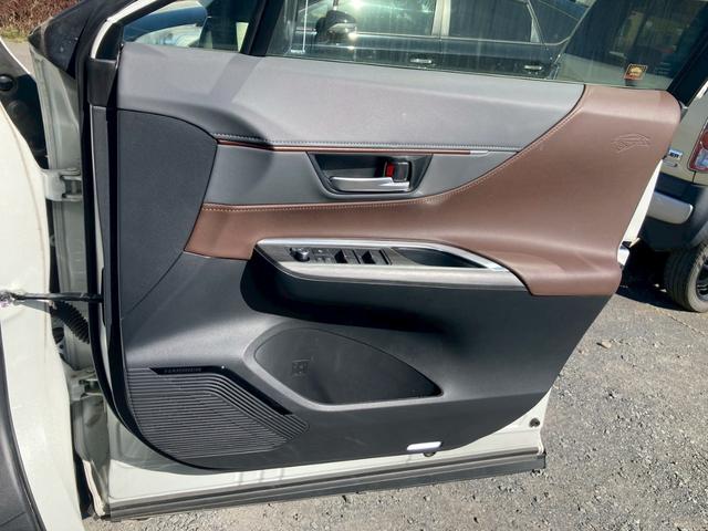 ハリアーハイブリッド Ｚ　モデリスタエアロ（Ｆ・Ｓ・Ｒ）純正１２．３型ナビ　パノラミックビューモニター　ＪＢＬプレミアムサウンド　ブラインドスポットモニター　セーフティセンス　パワーバックドア　ＨＵＤ　デジタルインナーミラー（37枚目）