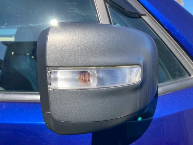 ジープ・レネゲード リミテッド　メーカー８．４型ナビ　レザーシート　バックモニター　アダプティブクルーズコントロール　ＬＥＤヘッドランプ　　シートヒーター　パワーシート　ルーフレール　クロームマフラーカッター　ヒーテッドステアリング（53枚目）