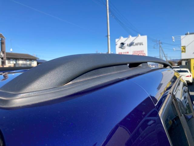 ジープ・レネゲード リミテッド　メーカー８．４型ナビ　レザーシート　バックモニター　アダプティブクルーズコントロール　ＬＥＤヘッドランプ　　シートヒーター　パワーシート　ルーフレール　クロームマフラーカッター　ヒーテッドステアリング（57枚目）