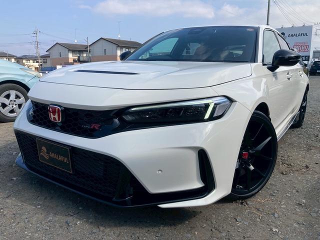 シビック タイプＲ　純正９型ディスプレイナビ　ホンダセンシング　バックモニター　ドライブモードスイッチ　フルＬＥＤヘッドランプ　ブラックリアスポイラー　地デジＴＶ　純正１９ＡＷ　レッドブレーキキャリパー　ワイヤレス充電器（2枚目）