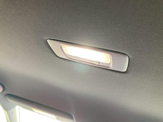 シビック タイプＲ　純正９型ディスプレイナビ　ホンダセンシング　バックモニター　ドライブモードスイッチ　フルＬＥＤヘッドランプ　ブラックリアスポイラー　地デジＴＶ　純正１９ＡＷ　レッドブレーキキャリパー　ワイヤレス充電器（54枚目）