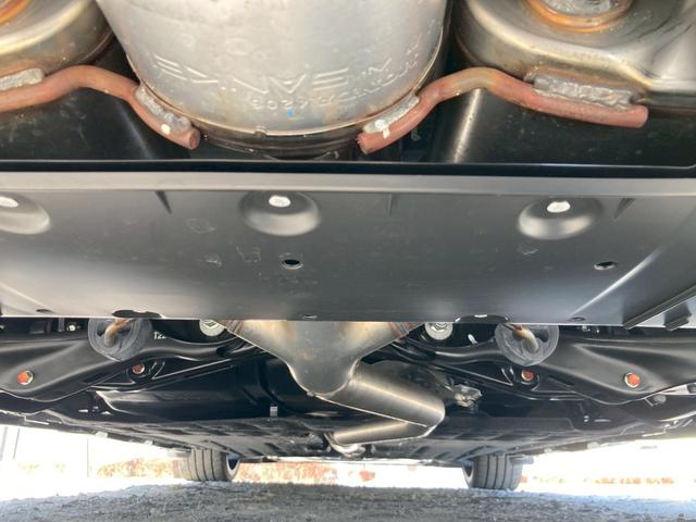 シビック タイプＲ　純正９型ディスプレイナビ　ホンダセンシング　バックモニター　ドライブモードスイッチ　フルＬＥＤヘッドランプ　ブラックリアスポイラー　地デジＴＶ　純正１９ＡＷ　レッドブレーキキャリパー　ワイヤレス充電器（63枚目）