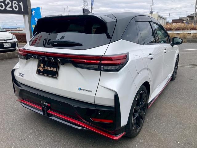 オーラ ニスモ 純正9型コネクトナビ プロパイロット ワイヤレス充電器 寒冷地仕様 インテリジェントアラウンドビューモニター デジタルインナーミラー TV シートヒーター アダプティブLEDヘッドランプ OP2トーン(7枚目)