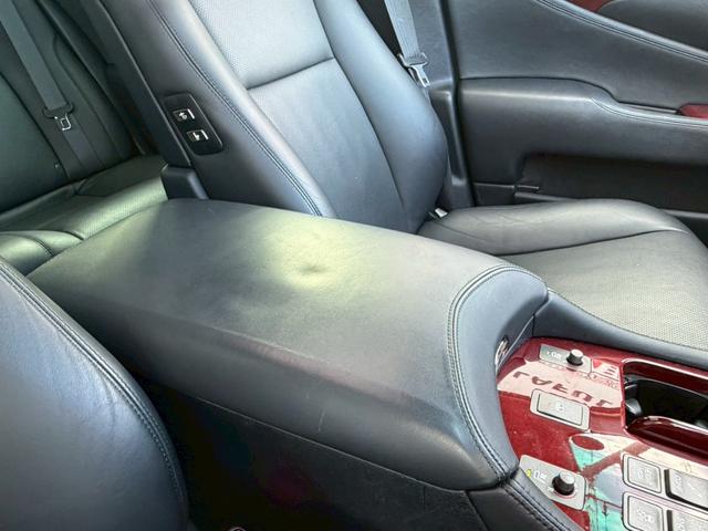 LS LS600h バージョンS Iパッケージ メーカーナビ サンルーフ 黒レザーシート バックモニター シートヒーター シートクーラー ステアリングヒーター LEDヘッドランプ クルーズコントロール パワーシート ポジションメモリー ETC(25枚目)