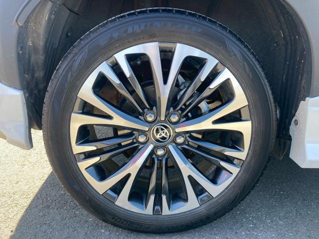 ヤリスクロス ハイブリッドＺ　モデリスタエアロ（Ｆ・Ｓ・Ｒ）　純正８型ディスプレイオーディオ　パノラミックビューモニター　ブラインドスポットモニター　パワーバックドア　セーフティセンス　フルＬＥＤヘッドランプ　シートヒーター　禁煙（56枚目）