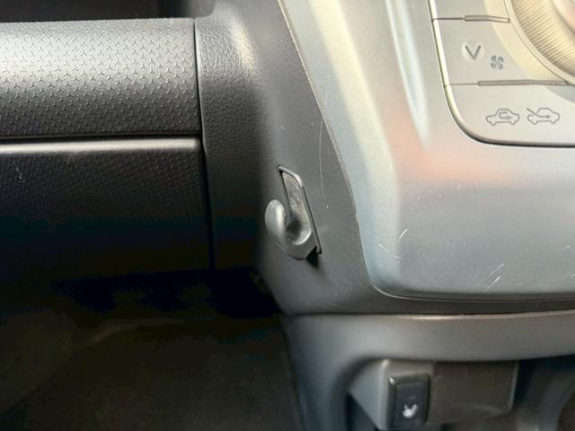 ハスラー Ｇ　ナビ　レーダーブレーキサポート　バックモニター　ＴＶ　シートヒーター　プッシュスタート　スマートキー　オートエアコン　シートバックテーブル　禁煙車　バニティミラー　シートリフター　後席スライドシート（26枚目）