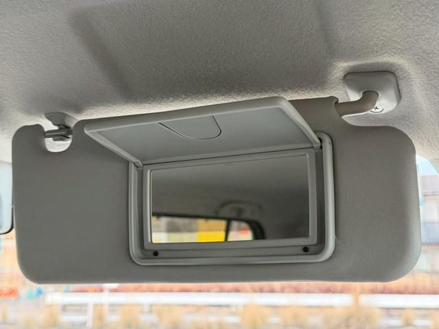 ハスラー Ｇ　ナビ　レーダーブレーキサポート　バックモニター　ＴＶ　シートヒーター　プッシュスタート　スマートキー　オートエアコン　シートバックテーブル　禁煙車　バニティミラー　シートリフター　後席スライドシート（37枚目）