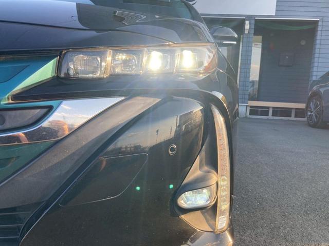 プリウスＰＨＶ Ａ　純正１１．６型ナビ　バックモニター　ブラインドスポットモニター　セーフティセンスＰ　ＬＥＤヘッドランプ　インテリジェンスクリアランスソナー　ＴＶ　１６ＡＷ　プッシュスタート　ユーザー買取車　禁煙車（53枚目）