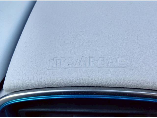 ソーラー充電システム付きのプリウスＰＨＶ入庫致しました！状態もおススメ出来る車両です！自信の安心価格設定になっておりますのでお早めにお問い合わせ下さい！早い者勝ちの１台です！全国対応可能となります！