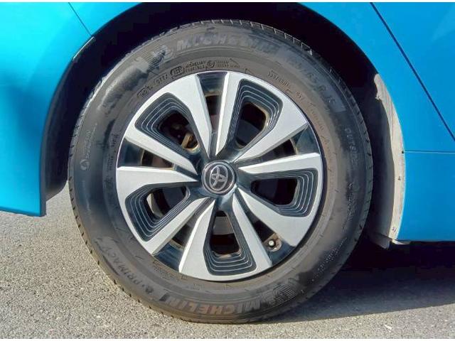 ソーラー充電システム付きのプリウスＰＨＶ入庫致しました！状態もおススメ出来る車両です！自信の安心価格設定になっておりますのでお早めにお問い合わせ下さい！早い者勝ちの１台です！全国対応可能となります！