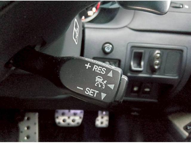 サンルーフ！マークレビンソンサラウンド！プリクラッシュセーフティシステム！レーダークルーズコントロール等オプション付きでおススメ車両です！自信の安心価格設定になっておりますのでお早めにお問い合わせを！