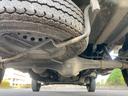 スタンダード　ユーザー買取車　エアコン　荷台ステップ　スペアタイヤ　ＳＲＳエアバック　パワーステアリング　ヘッドライトレベライザー　ＡＭ／ＦＭラジオ　３方開荷台／あゆみ板掛テールゲート　禁煙車　標準ルーフ（40枚目）
