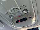 シャイン　純正ディスプレイ　パノラミックルーフ　全方位モニター　ブラインドスポットモニター　クルーズコントロール　フロント／サイド／バックソナー　センターコンソール　禁煙車　３席独立シート　革巻きステアリング（27枚目）