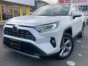 パノラマムーンルーフ付きのＲＡＶ４ハイブリッド入庫致しました！自信の安心価格設定になっておりますのでお早めにお問い合わせ下さい！早い者勝ちの１台です！全国対応可能となっておりますので直接ご確認下さい！