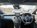ＣＬＡ１８０　ＡＭＧライン　純正ナビ　レーダーセーフティパッケージ　パークトロニック　アクティブパーキングアシスト　シートヒーター　ＴＶ　バックモニター　ＨＩＤヘッドランプ　純正１８ＡＷ　ロゴ入ブレーキキャリパー　パドルシフト（13枚目）