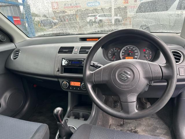 スイフト ＸＧエアロ　５ＭＴ　車検２年付　ＡＢＳ　キーレス（7枚目）