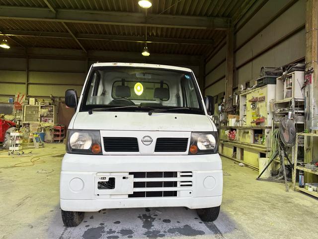 クリッパートラック 　５ＭＴ　エアコン　車検付（2枚目）