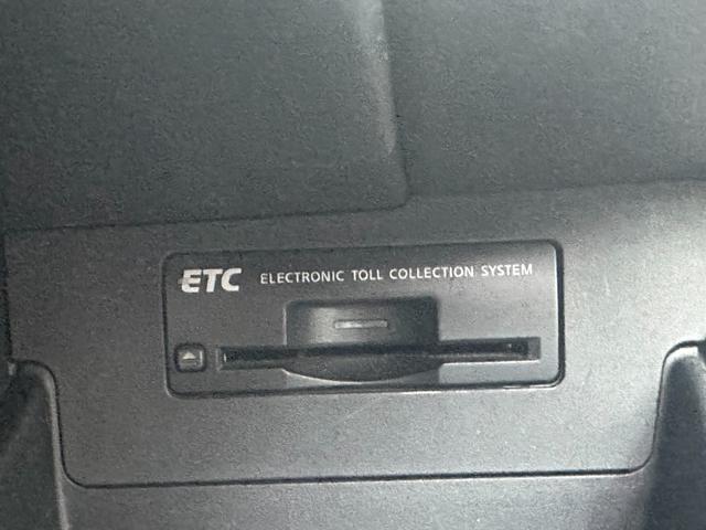 セレナ ハイウェイスタＶエアロセレブラックレザナビＰ　ナビ／ＴＶ／バックカメラ／ＥＴＣ／両側電動スライドドア／Ｂｌｕｅｔｏｏｔｈ／家族／友達／引越／車中泊／思い出（24枚目）