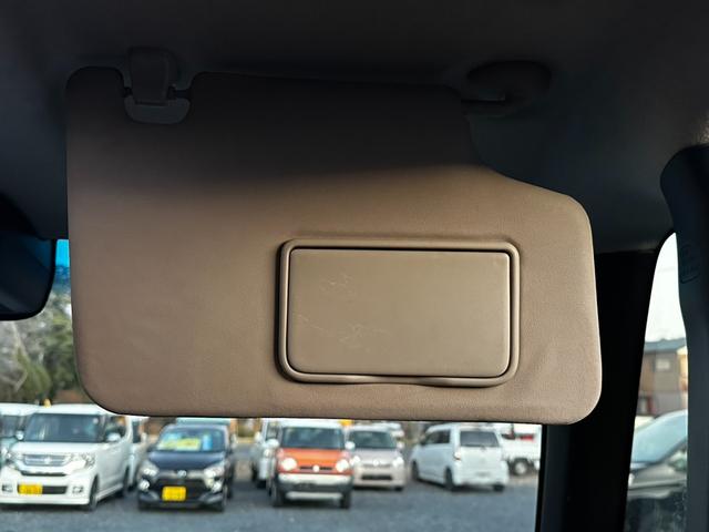 N-BOXカスタム SSパッケージ ナビ/ワンセグTV/バックカメラ/ドラレコ/Bluetooth/シティブレーキアクティブシステム/両側電動スライドドア/シートヒーター/プッシュスタート/フォグランプ/ベンチシート(21枚目)