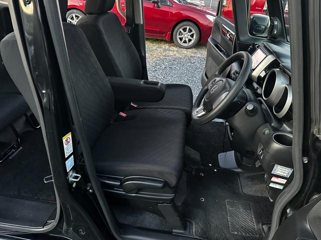 N-BOXカスタム SSパッケージ ナビ/ワンセグTV/バックカメラ/ドラレコ/Bluetooth/シティブレーキアクティブシステム/両側電動スライドドア/シートヒーター/プッシュスタート/フォグランプ/ベンチシート(24枚目)