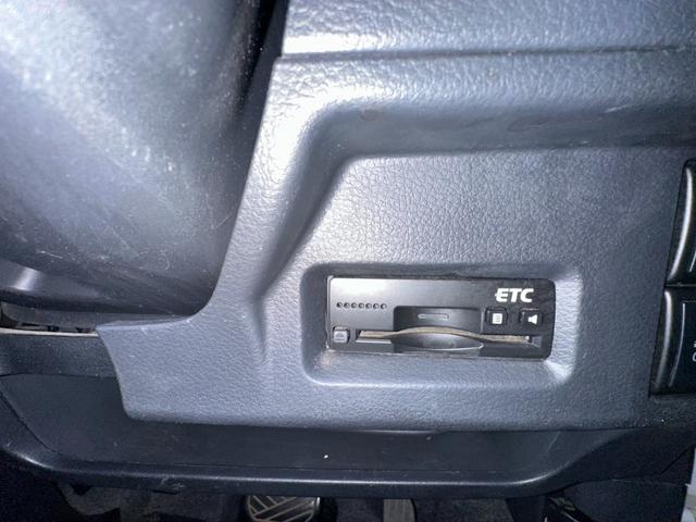 スペーシアカスタム GS デュアルカメラブレーキS ナビ/ワンセグTV/ビルトインETC/定期点検記録簿/DVD/USB/片側電動スライドドア/シートヒーター/レベライザー/フォグランプ/ドアバイザー/アイドリングストップ/衝突被害軽減ブレーキ(3枚目)