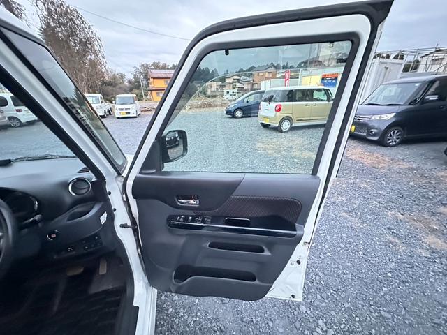 スペーシアカスタム GS デュアルカメラブレーキS ナビ/ワンセグTV/ビルトインETC/定期点検記録簿/DVD/USB/片側電動スライドドア/シートヒーター/レベライザー/フォグランプ/ドアバイザー/アイドリングストップ/衝突被害軽減ブレーキ(24枚目)