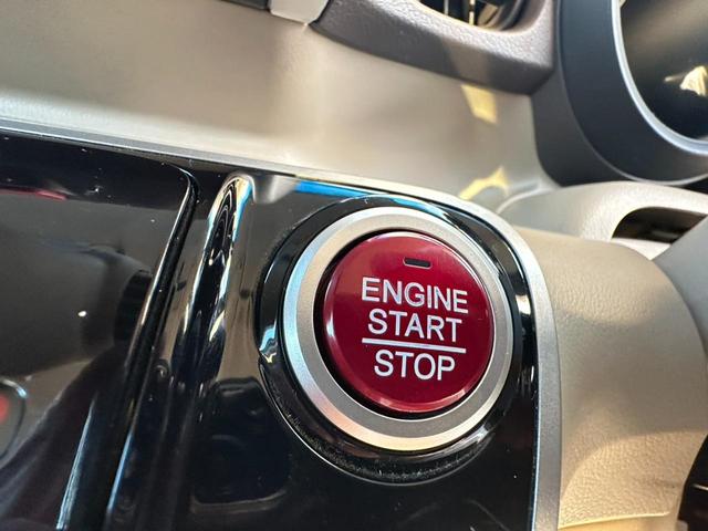 Ｎ－ＢＯＸ Ｇ・Ｌパッケージ　ナビ／ワンセグＴＶ／ＤＶＤ／スマートキー／ドアバイザー／プッシュスタート／パワーウインドウ／両側スライド片側電動ドア／横滑り防止装置／ステアリングスイッチ／アイドリングストップ／ｉＰｏｄ／ＣＤ（13枚目）