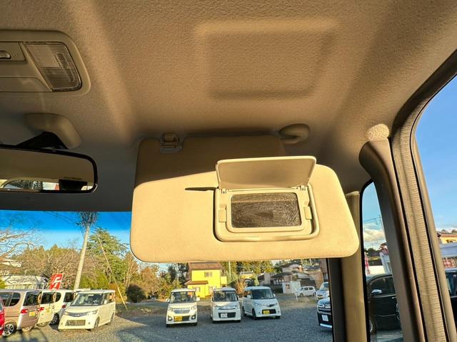 Ｎ－ＢＯＸ Ｇ・Ｌパッケージ　ナビ／ワンセグＴＶ／ＤＶＤ／スマートキー／ドアバイザー／プッシュスタート／パワーウインドウ／両側スライド片側電動ドア／横滑り防止装置／ステアリングスイッチ／アイドリングストップ／ｉＰｏｄ／ＣＤ（25枚目）