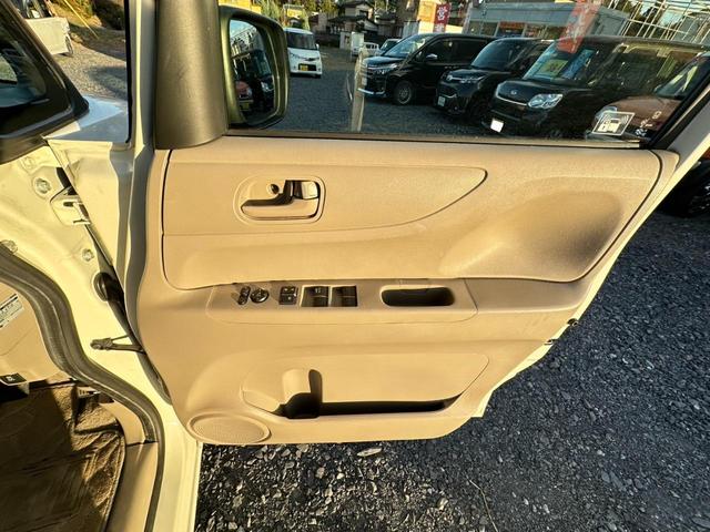 Ｎ－ＢＯＸ Ｇ・Ｌパッケージ　ナビ／ワンセグＴＶ／ＤＶＤ／スマートキー／ドアバイザー／プッシュスタート／パワーウインドウ／両側スライド片側電動ドア／横滑り防止装置／ステアリングスイッチ／アイドリングストップ／ｉＰｏｄ／ＣＤ（30枚目）