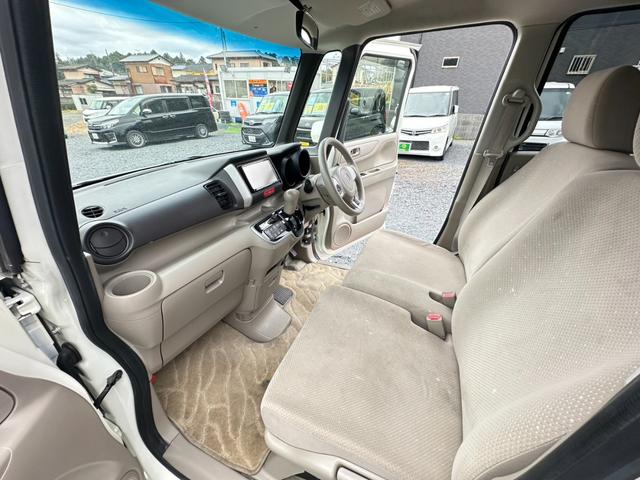 Ｎ－ＢＯＸ Ｇ・Ｌパッケージ　ナビ／ワンセグＴＶ／ＤＶＤ／スマートキー／ドアバイザー／プッシュスタート／パワーウインドウ／両側スライド片側電動ドア／横滑り防止装置／ステアリングスイッチ／アイドリングストップ／ｉＰｏｄ／ＣＤ（32枚目）