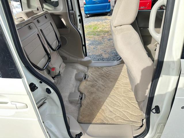 Ｎ－ＢＯＸ Ｇ・Ｌパッケージ　ナビ／ワンセグＴＶ／ＤＶＤ／スマートキー／ドアバイザー／プッシュスタート／パワーウインドウ／両側スライド片側電動ドア／横滑り防止装置／ステアリングスイッチ／アイドリングストップ／ｉＰｏｄ／ＣＤ（39枚目）