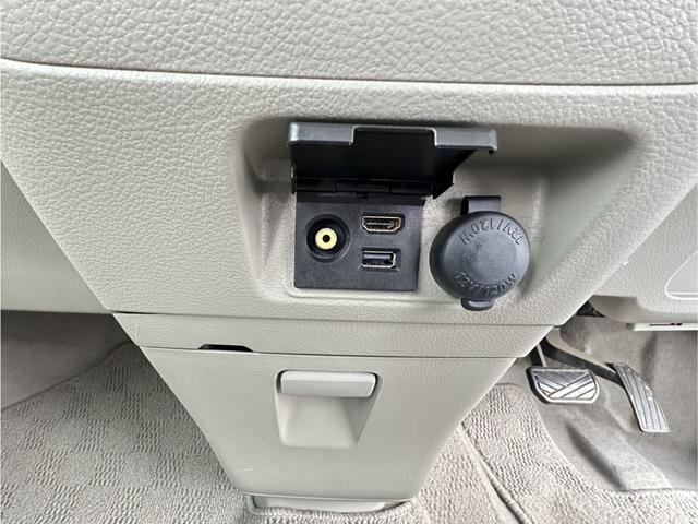 スペーシア Ｘスマートフォン連携ナビ装着車　ナビ／ワンセグＴＶ／ビルトインＥＴＣ／バックカメラ／Ｂｌｕｅｔｏｏｔｈ／スマートキー／両側電動スライドドア／ドアバイザー／オーバーヘッドコンソール／プッシュスタート／電動格納ミラー／パワステ／ＣＤ無（21枚目）