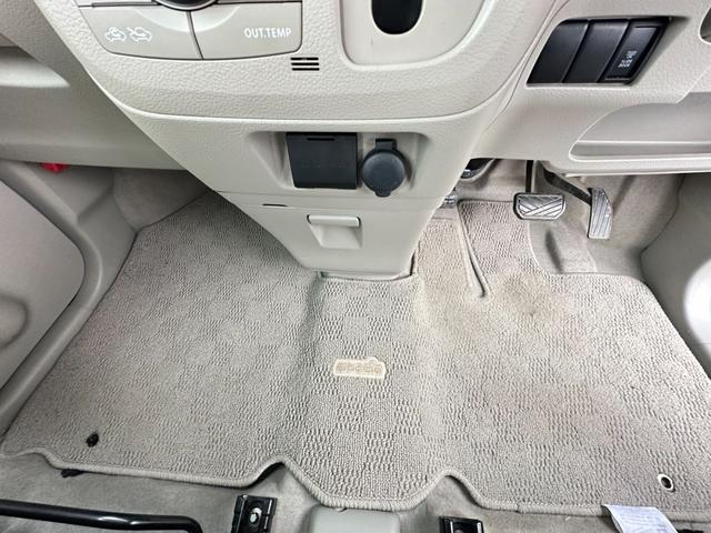 スペーシア Ｘスマートフォン連携ナビ装着車　ナビ／ワンセグＴＶ／ビルトインＥＴＣ／バックカメラ／Ｂｌｕｅｔｏｏｔｈ／スマートキー／両側電動スライドドア／ドアバイザー／オーバーヘッドコンソール／プッシュスタート／電動格納ミラー／パワステ／ＣＤ無（24枚目）