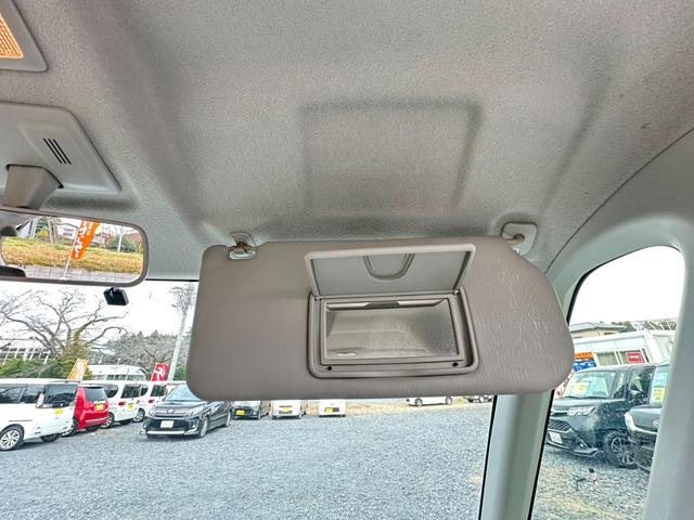 スペーシア Ｘスマートフォン連携ナビ装着車　ナビ／ワンセグＴＶ／ビルトインＥＴＣ／バックカメラ／Ｂｌｕｅｔｏｏｔｈ／スマートキー／両側電動スライドドア／ドアバイザー／オーバーヘッドコンソール／プッシュスタート／電動格納ミラー／パワステ／ＣＤ無（29枚目）