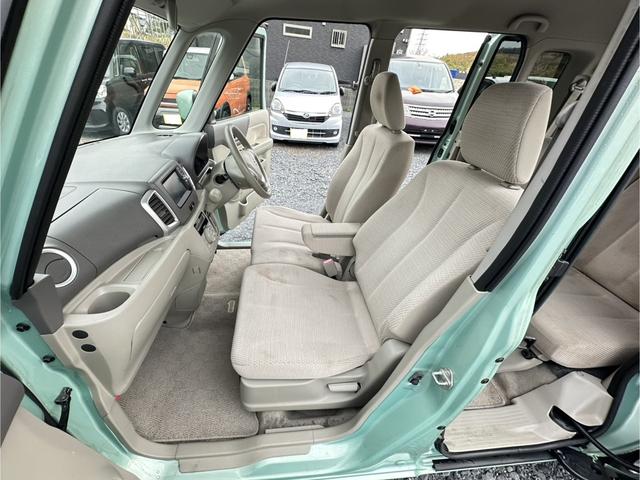 スペーシア Ｘスマートフォン連携ナビ装着車　ナビ／ワンセグＴＶ／ビルトインＥＴＣ／バックカメラ／Ｂｌｕｅｔｏｏｔｈ／スマートキー／両側電動スライドドア／ドアバイザー／オーバーヘッドコンソール／プッシュスタート／電動格納ミラー／パワステ／ＣＤ無（35枚目）