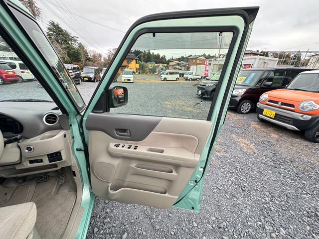 スペーシア Ｘスマートフォン連携ナビ装着車　ナビ／ワンセグＴＶ／ビルトインＥＴＣ／バックカメラ／Ｂｌｕｅｔｏｏｔｈ／スマートキー／両側電動スライドドア／ドアバイザー／オーバーヘッドコンソール／プッシュスタート／電動格納ミラー／パワステ／ＣＤ無（58枚目）